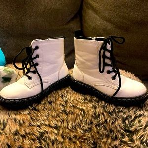 Kids boots